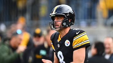 Veteran QB quickly resumes reps, but Pittsburgh keeps a close eye on Rodgers as backup Mason Rudolph waits.