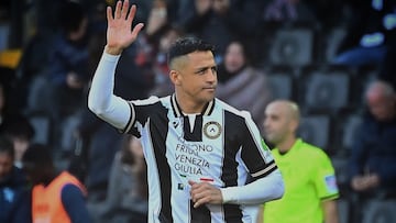 Alexis Sánchez vuelve a sonreír