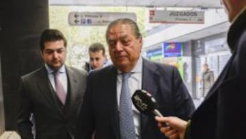 Vicente Boluda, a la llegada a los Juzgados.