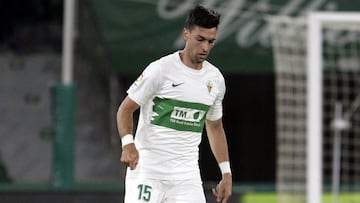 Pastore, pendiente de su futuro en el Elche, quiere seguir en Europa