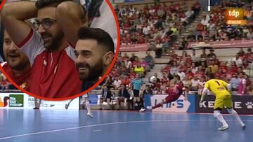 El pabellón no daba crédito: el escorzo del "Diablo de Cieza" para dibujar un golazo