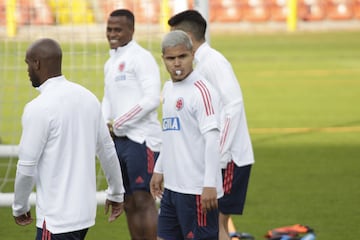 El equipo dirigido por Héctor Cárdenas tuvo una práctica de fútbol en El Campín en la que enfrentaron a las juveniles de La Equidad.