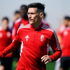 Callejón regresa al Bernabéu con el reto de convencer a Medina