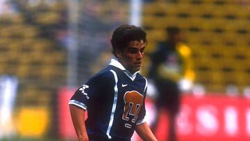 Cristian Zemartten durante un partido de los Pumas en el Invierno 98.