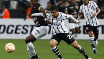 El partido entre Corinthians y Once Caldas en Brasil termin&oacute; con victoria 4-0 a favor del local.