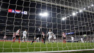 El Real Madrid pierde el rumbo en el Santiago Bernabéu