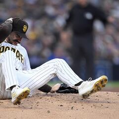 Dylan Cease recibe fuerte pelotazo en la nuca y enciende las alarmas en MLB