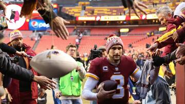 Dec 17, 2017; Landover, MD, USA; Washington Redskins quarterback Kirk Cousins (8) shakes hands with fans while leaving the field after the Redskins&#039; game against the Arizona Cardinals at FedEx Field. The Redskins won 20-15. Mandatory Credit: Geoff Burke-USA TODAY Sports