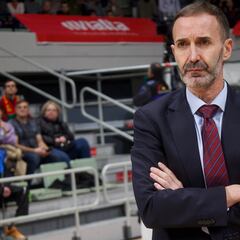 Sito Alonso renueva con el UCAM Murcia hasta 2026