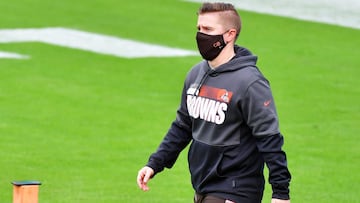 Brownson, que entr&oacute; a la liga en 2019 como personal de los Bills, se encarg&oacute; de dirigir al cuerpo de alas cerradas en el partido de los Browns en Jacksonville.