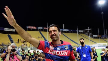 Buffon, 45 años jugando