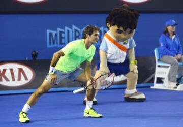 Las grandes figuras del tenis compartieron con los niños antes de que comience en torneo.