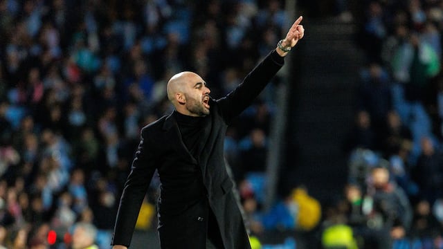 A tense draw against Real Madrid leaves frustration on the Celta bench after a controversial moment and a late goal decide the game.