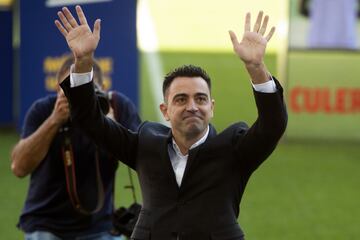 Xavi Hern¨¢ndez durante su presentaci¨®n como nuevo entrenador del FC Barcelona.