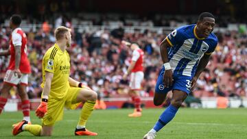 Brighton's Ecuadrorian defender Pervis Estupinan celebrates after scoring his team third goal during the English Premier League football match between Arsenal and Brighton and Hove Albion at the Emirates Stadium in London on May 14, 2023. (Photo by Glyn KIRK / AFP) / RESTRICTED TO EDITORIAL USE. No use with unauthorized audio, video, data, fixture lists, club/league logos or 'live' services. Online in-match use limited to 120 images. An additional 40 images may be used in extra time. No video emulation. Social media in-match use limited to 120 images. An additional 40 images may be used in extra time. No use in betting publications, games or single club/league/player publications. / 