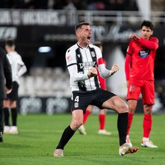 Alcalá, albinegro hasta 2026