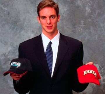 Historia conocida del baloncesto español: el 27 de junio de 2001, Pau Gasol fue drafteado por Atlanta Hawks con el número 3 del draft y traspasado a Vancouver Grizzlies, que iban a trasladarse a Memphis.