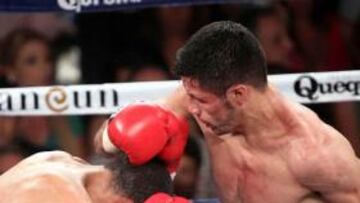 González derribó en el décimo asalto a Rojas con un gancho al hígado.