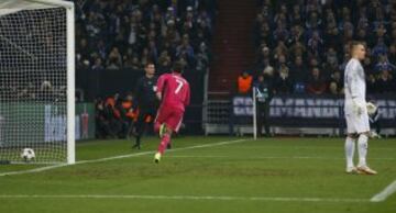 0-1. Cristiano Ronaldo anotó el primer tanto.