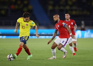 La Selección Colombia venció 3-1 a la Selección de Chile en el Metropolitano de Barranquilla por la fecha 10 de Eliminatorias Sudamericanas.