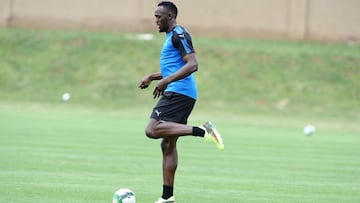 Bolt still chasing football dream, training with Stromsgodset