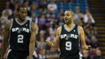 Tony Parker (9) y Kawhi Leonard (2).