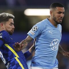 Amargo debut como titular de Sergio Peña en UCL