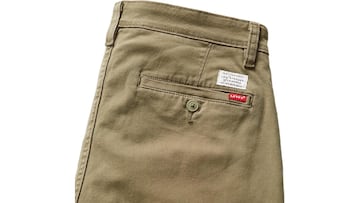 Pantalón Levi’s XX Chino Slim II beige con bolsillos para hombre