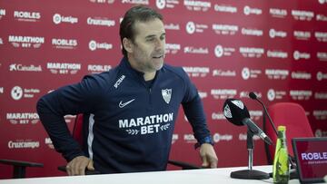 Lopetegui: "No toca todavía hablar del mercado"