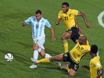 Argentina pasó en el primer lugar del Grupo B. Empató ante Paraguay y venció a Uruguay y a Jamaica.