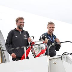 Liverpool take Champions League trophy on homecoming victory parade
