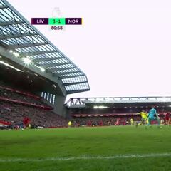 Tiene cautivado a Klopp y su primer gol está a la altura de los 45 'kilos' que costó: mucha clase