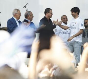 Las fan zone de Real Madrid y Atlético estuvieron muy animadas