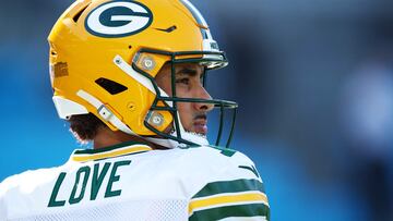 There was a glaring absence at the Packers’ training camp on Monday, with the team’s quarterback declining to participate. It’s a delicate time in Wisconsin.