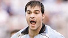 Rojo pierde a Saja y a Graff ante el Almería