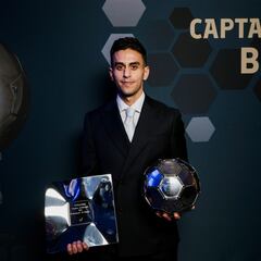 Mohammad Al Emara, el árbitro que sacó tarjeta roja al racismo, pitará en Vallecas