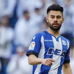 Espanyol y Alavés, dos clubes que históricamente se han prestado muchos jugadores