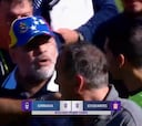 Maradona la lía y se encara con un rival en su derbi: "Hijo de puta"