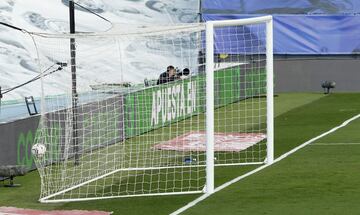 ??MARCA ASENSIO!! ?Recibi¨® el bal¨®n filtrado perfecto de Kroos en su propio campo, se fue en velocidad hacia la porter¨ªa y bati¨® a Aitor con un disparo raso y cruzado!