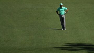 AUGUSTA, GA - APRIL 05:Sergio Garcia of Spain prepares to play on the 15th hole during the first round of the 2018 Masters Tournament at Augusta National Golf Club on April 5, 2018 in Augusta, Georgia.   Patrick Smith/Getty Images/AFP
 == FOR NEWSPAPERS, 