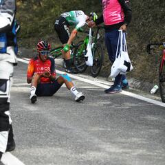 Egan Bernal abandona la Vuelta a Cataluña tras caída en sexta etapa