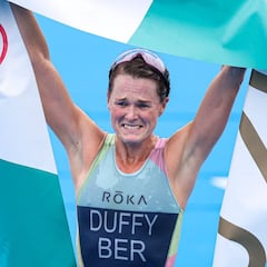 Flora Duffy se exhibe para lograr el oro olímpico en triatlón
