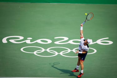 Murray scampers through to the Third Round