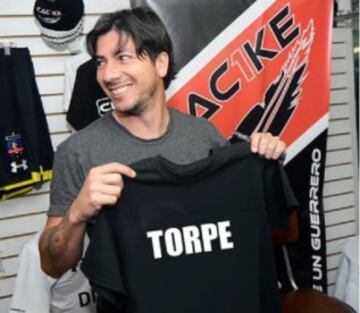 Jaime Valdés recibe burlas por su expulsión