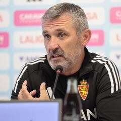 Emilio Larraz: “El club me ha transmitido que cree en mí y en mi capacidad; no me tomo el partido como un examen”