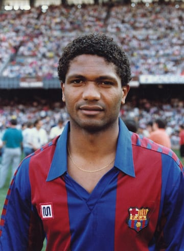 MIlitó en el Barcelona entre 1988 y 1990.