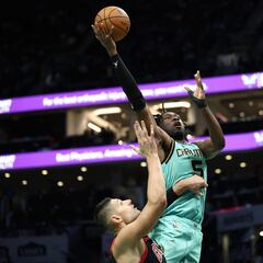 Los Hornets quieren impugnar el ‘no’ de los Lakers a Williams
