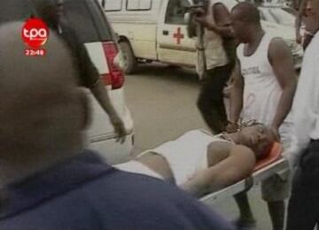 El 8 de enero de 2010 un hombre abrió fuego contra el autobús de la selección de Togo que viajaba de la República del Congo hacia Angola, camino de la Copa Africana de Naciones que comenzaba el 10 de enero. El conductor del autobús, el jefe de prensa togolés y el asistente técnico del equipo murieron en el ataque terrorista, mientras que nueve personas resultaron heridos. Un grupo separatista angoleño de la provincia de Cabinda, el Frente para la Liberación del Enclave de Cabinda, se proclamó como autor del hecho. 