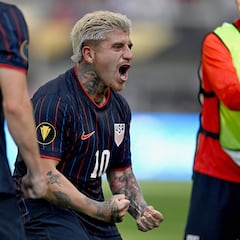 Diego Luna roba reflectores en clubes de Europa