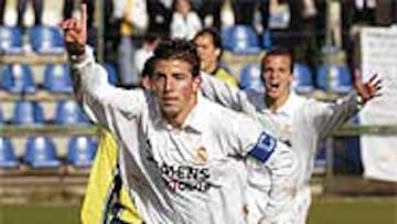 <b>CAMBIO DE BANDO</B>. Luis García y Esteban Cambiasso podrían abandonar el Real Madrid para jugar en el eterno rival.